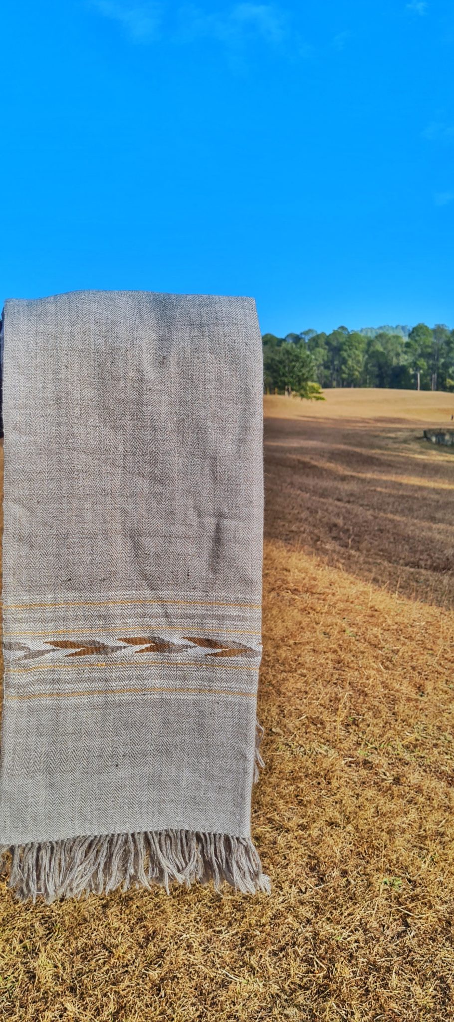 mixed cotton and angora wool shawl from Munsiyari
