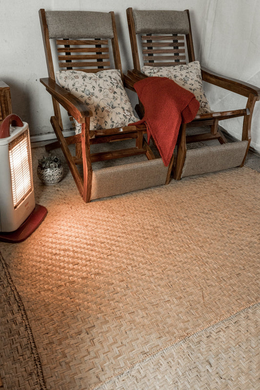 Handmade Ringal Moste Carpets | 6ft x 6ft - simple