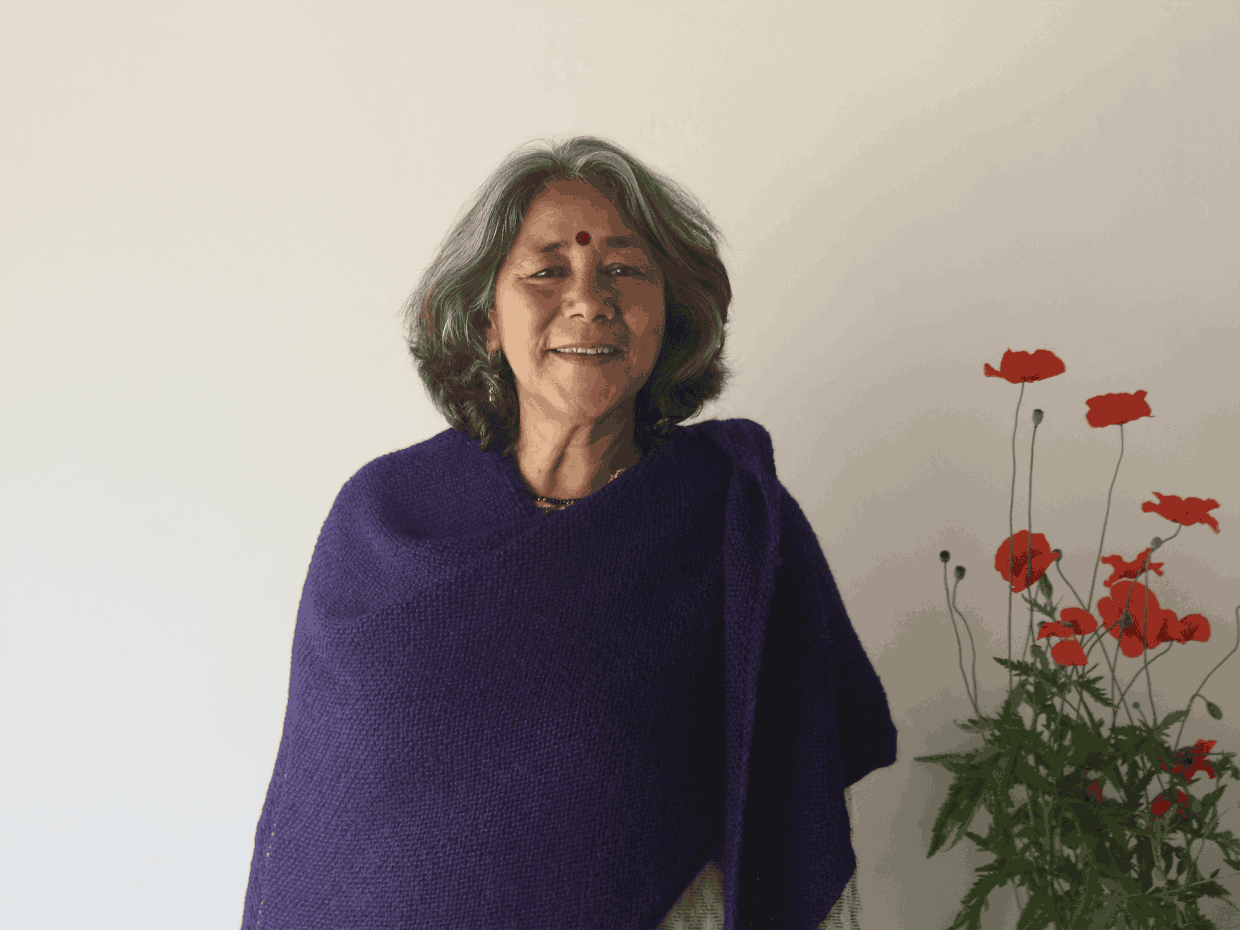 Handknitted shawl, textured fabric | 166cm x 85cm